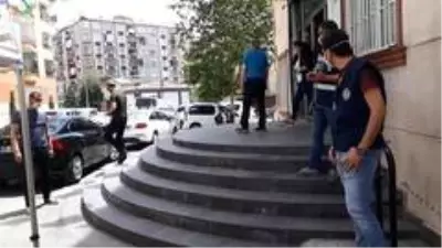 Evlat nöbetindeki babadan HDP'li vekile tepki Evlat nöbetindeki babadan HDP'li vekile tepki