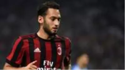 Galatasaray’a transferi gündeme gelen Hakan Çalhanoğlu’yla ilgili flaş karar
