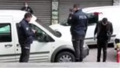 KAĞITHANE'DE SİLAHLI KAVGA: 1 YARALI KAĞITHANE'DE SİLAHLI KAVGA: 1 YARALI