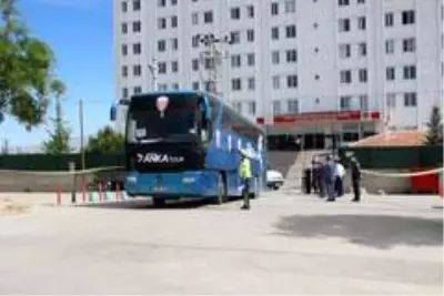 Karaman'da test sonuçları negatif çıkan 288 kişiye bayram tahliyesi