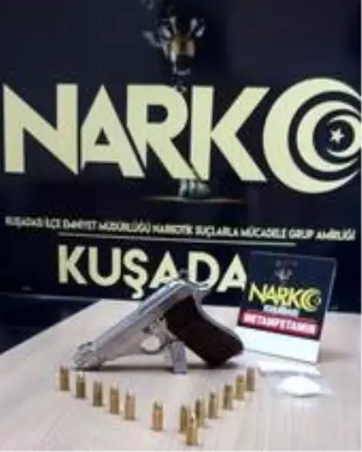 Kuşadası'nda durdurulan şüpheli araçtan uyuşturucu ve ruhsatsız silah çıktı
