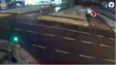 Malatya'da trafik kazaları mobese kameralarına yansıdı Malatya'da trafik kazaları mobese kameralarına yansıdı