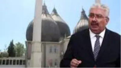 Minarelerden müzik çalmasına şimdiye dek yapılan en dikkat çekici yorum: Kirli bir planın işaret fişeği