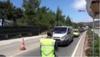MUĞLA-Tatilciler akın akın Bodrum'a geliyor MUĞLA-Tatilciler akın akın Bodrum'a geliyor