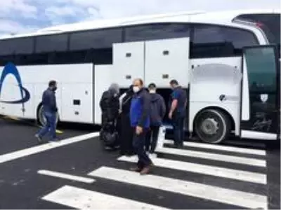 Otogarda 65 yaş üstü vatandaşların yolculuğu sürüyor