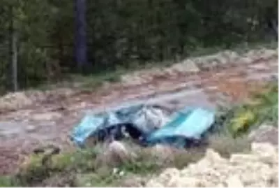 Otomobil uçuruma yuvarlandı: 1 yaralı Otomobil uçuruma yuvarlandı: 1 yaralı