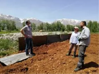 Ovacık'ta 10 bin fide toprakla buluştu Ovacık'ta 10 bin fide toprakla buluştu