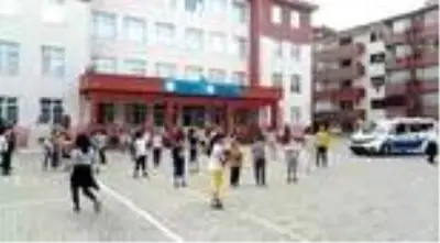 Polisler çaldı çocuklar oynadı