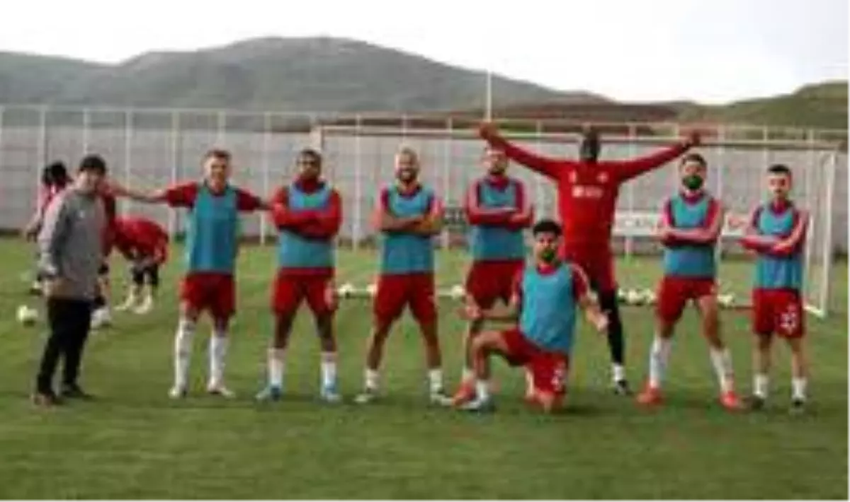 Sivasspor tam kadro çalıştı