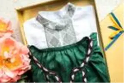 Ukrayna Devlet Başkanı Zelenski, Cumhurbaşkanı Erdoğan'a 'vişivanka' hediye etti