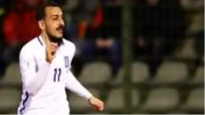 Yunan futbolcu Kostas Mitroglou Benfica'ya geri dönüyor Yunan futbolcu Kostas Mitroglou Benfica'ya geri dönüyor