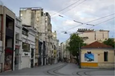 4 günlük kısıtlamanın ilk gününde İstanbul boş kaldı 4 günlük kısıtlamanın ilk gününde İstanbul boş kaldı