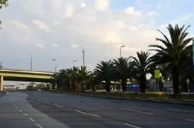4 günlük kısıtlamanın ilk gününde İstanbul boş kaldı 4 günlük kısıtlamanın ilk gününde İstanbul boş kaldı