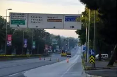 4 günlük kısıtlamanın ilk gününde İstanbul boş kaldı 4 günlük kısıtlamanın ilk gününde İstanbul boş kaldı