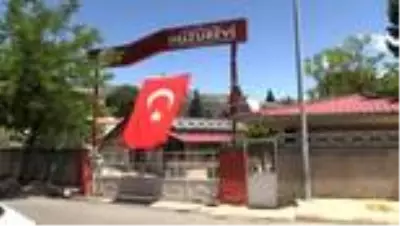 83 yaşındaki huzurevi sakini bayram ikramiyesini Milli Dayanışma Kampanyası'na bağışladı 83 yaşındaki huzurevi sakini bayram ikramiyesini Milli Dayanışma Kampanyası'na bağışladı