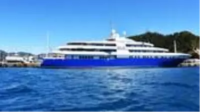 ABD'li milyarder yatı için Marmaris'ten 1 milyon 380 bin liralık yakıt aldı ABD'li milyarder yatı için Marmaris'ten 1 milyon 380 bin liralık yakıt aldı