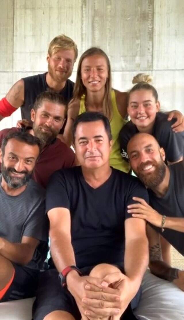 Acun Ilıcalı, 2 milyonluk canlı yayın rekorunu kırmak için Survivor 2020 yarışmacılarıyla Instagram'da yayın yapacak Acun Ilıcalı, 2 milyonluk canlı yayın rekorunu kırmak için Survivor 2020 yarışmacılarıyla Instagram'da yayın yapacak