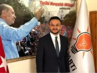 AK Parti İl Başkanı Yanar, Nevşehirli vatandaşların bayramını kutladı AK Parti İl Başkanı Yanar, Nevşehirli vatandaşların bayramını kutladı