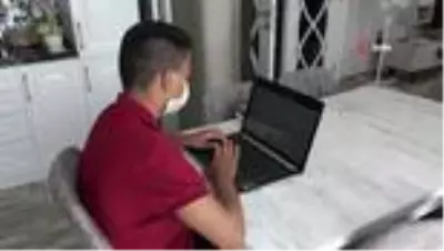 Annesi tarafından sokağa atılan çocuk: 'Ağlayarak karakola sığındım' Annesi tarafından sokağa atılan çocuk: 'Ağlayarak karakola sığındım'