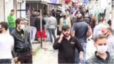Arife günü sessiz geçiyor - Market alışverişleri Arife günü sessiz geçiyor - Market alışverişleri