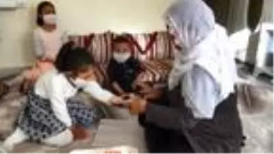 Asırlardır bayramı kına yakarak karşılıyorlar Asırlardır bayramı kına yakarak karşılıyorlar