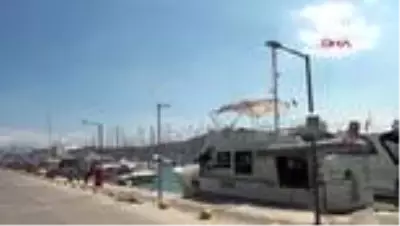 AYDIN Ünlü tatil beldesine son 24 saatte 20 binden fazla araç giriş yaptı AYDIN Ünlü tatil beldesine son 24 saatte 20 binden fazla araç giriş yaptı