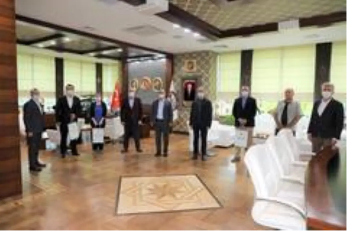 Başkan Söğüt, belediye personeli ile bayramlaştı