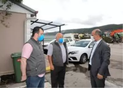 Başkan Söğüt, belediye personeli ile bayramlaştı Başkan Söğüt, belediye personeli ile bayramlaştı