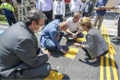 Başkan Soyer, bayram arefesinde çalışmaları inceledi Başkan Soyer, bayram arefesinde çalışmaları inceledi