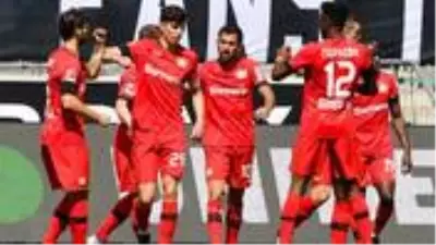 Bayer Leverkusen, Mönchengladbach'ı deplasmanda 3-1 mağlup etti Bayer Leverkusen, Mönchengladbach'ı deplasmanda 3-1 mağlup etti