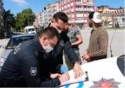 Burdur'da sokağa çıkma kısıtlamasına uymayanlara para cezası