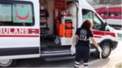 BURDUR Yaralamalı kazanın görüntüleri kamerada BURDUR Yaralamalı kazanın görüntüleri kamerada