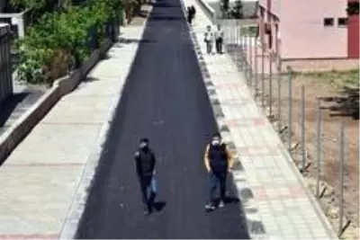 Çorlu'da yol ve kaldırım çalışmaları sürüyor Çorlu'da yol ve kaldırım çalışmaları sürüyor