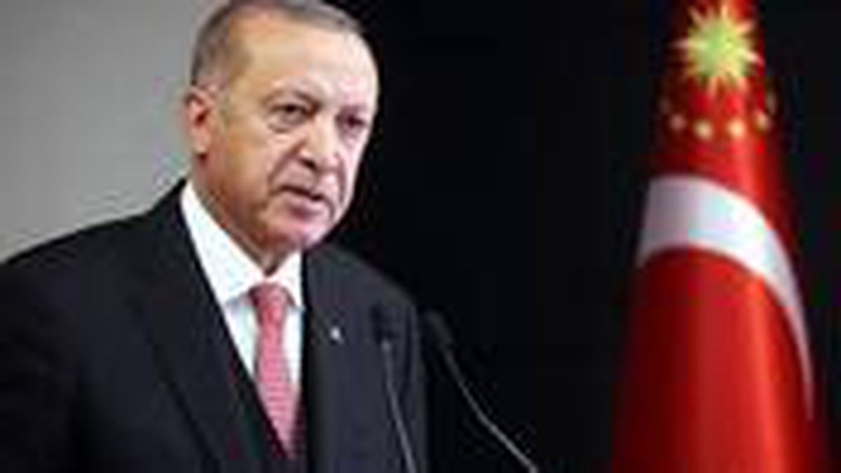 Cumhurbaşkanı Erdoğan'dan 26 yıl önceki fotoğrafla dikkat çeken Haliç paylaşımı