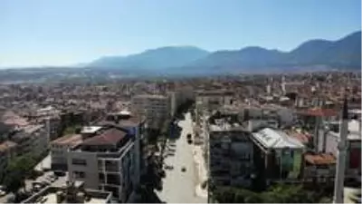 Denizli'de 4 gün sürecek sokağa çıkma kısıtlamasında kent bomboş kaldı Denizli'de 4 gün sürecek sokağa çıkma kısıtlamasında kent bomboş kaldı