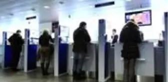 Times: Deutsche Bank, koronavirüs nedeniyle yöneticilerinden 1 ay maaş almamalarını istedi Times: Deutsche Bank, koronavirüs nedeniyle yöneticilerinden 1 ay maaş almamalarını istedi