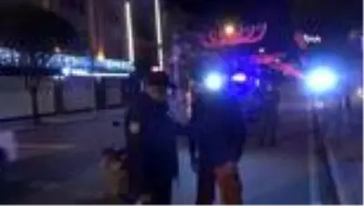Düzce'de sokağa çıkma yasağını delen 7 kişiye ceza uygulandı Düzce'de sokağa çıkma yasağını delen 7 kişiye ceza uygulandı