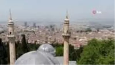 Emirsultan Camii depreme dayanamaz...Caminin ana kubbesindeki 8 ayrı çatlak restorasyonu durdurdu Emirsultan Camii depreme dayanamaz...Caminin ana kubbesindeki 8 ayrı çatlak restorasyonu durdurdu