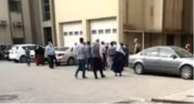Gölete giren 2 kardeş boğuldu Gölete giren 2 kardeş boğuldu