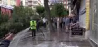 Siirt Belediyesi: Görevlendirme yapılan Siirt Belediyesinden caddelerde 'bayram temizliği' Siirt Belediyesi: Görevlendirme yapılan Siirt Belediyesinden caddelerde 'bayram temizliği'
