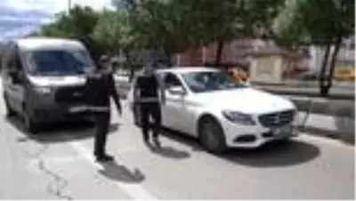 İç Anadolu, sokağa çıkma kısıtlamasının ardından sessizliğe büründü İç Anadolu, sokağa çıkma kısıtlamasının ardından sessizliğe büründü