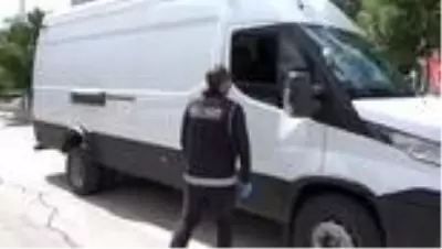 İç Anadolu, sokağa çıkma kısıtlamasının ardından sessizliğe büründü İç Anadolu, sokağa çıkma kısıtlamasının ardından sessizliğe büründü