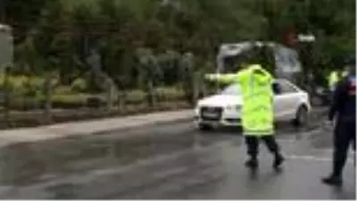 İstanbul'da jandarma ekipleri bayram sınırlamasında denetimlere başladı İstanbul'da jandarma ekipleri bayram sınırlamasında denetimlere başladı