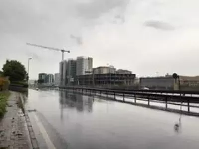 İstanbul'da şiddetli yağış etkili oldu