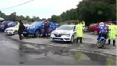 Jandarmadan İstanbul'da Vefa Sosyal Destek uygulaması ve yollarda denetim Jandarmadan İstanbul'da Vefa Sosyal Destek uygulaması ve yollarda denetim
