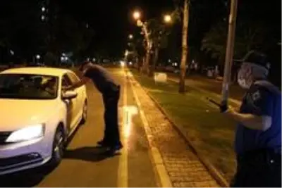 Kahramanmaraş'ta 4 günlük sokağa çıkma kısıtlaması başladı Kahramanmaraş'ta 4 günlük sokağa çıkma kısıtlaması başladı