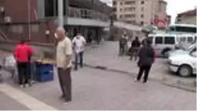 Karabük’te marketlerde yoğunluk oluştu
