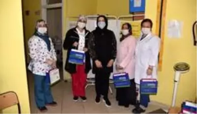 Kartepe'de sağlık çalışanlarına bayram hediyesi Kartepe'de sağlık çalışanlarına bayram hediyesi