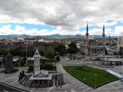 Kayseri'de Arefe günü çarşılar ve caddeler sessiz kaldı