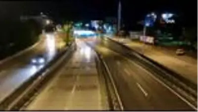 Kısıtlamanın başlamasıyla Bursa sokakları sessizleşti